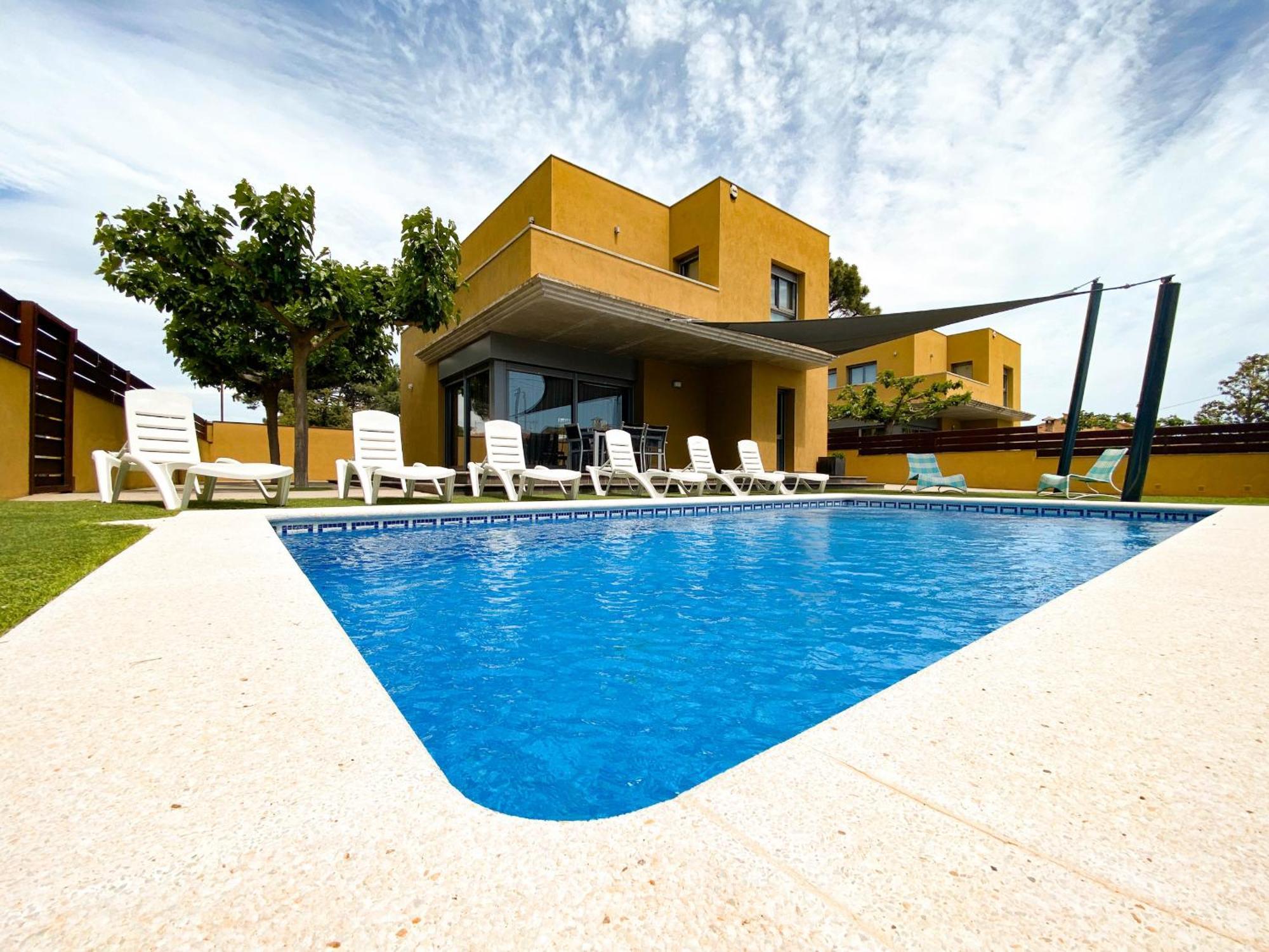 Villa Alegria Л'Аскала Екстер'єр фото